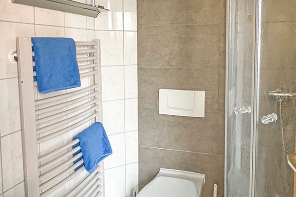 Ferienwohnung 5 - Badezimmer